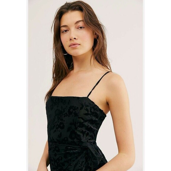 Free People Velvet Burnout Slip Black Ruffle Sleeveless Whimsy Fairy Grunge S - Picture 4 of 12
